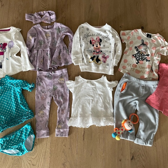 Baby Girl Lot Bundle 12-18months 18 Disney Ruffle Swim Puma Gap Moomin Mouse - Picture 1 of 9